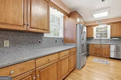 1333 E 52nd Street, Savannah, GA 31404 - Photo 13