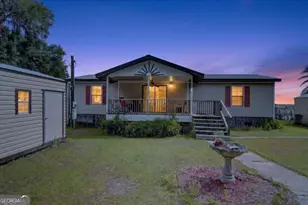 535 E 1st St, Midway, GA 31320 - Photo 1