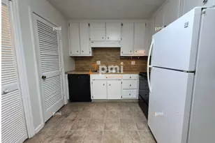 795 Farm Creek Rd, Woodstock, GA 30188 - Photo 3