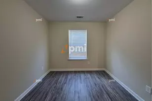 4438 Pinscher St, Union City, GA 30291 - Photo 9