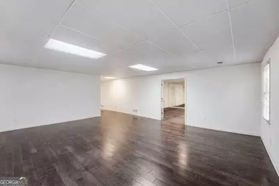 5135 Falcon Chase Lane, Atlanta, GA 30342 - Photo 37