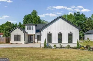 520 Rockbridge Road SW, Lilburn, GA 30047 - Photo 1
