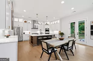 13390 Bishops Ct, Roswell, GA 30075 - Photo 17