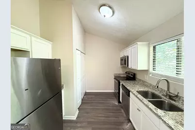 5112 Huxley Road, Stone Mountain, GA 30088 - Photo 5
