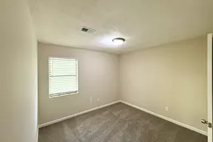 5112 Huxley Rd, Stone Mountain, GA 30088 - Photo 9