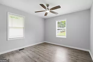 467 Park Valley Dr NW, Atlanta, GA 30318 - Photo 7