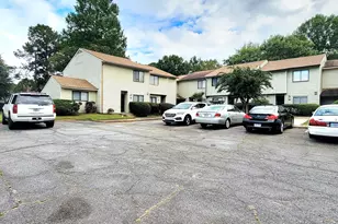1014 Country Ct, Lawrenceville, GA 30044 - Photo 5