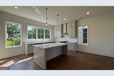 2672 Mackintosh Court, Brookhaven, GA 30319 - Photo 5
