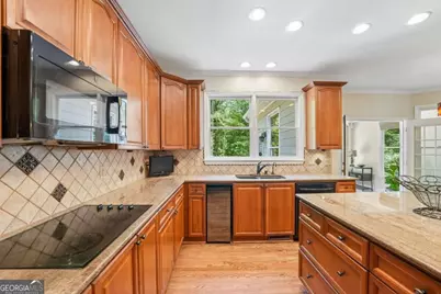 134 Riverview Drive, Suwanee, GA 30024 - Photo 11