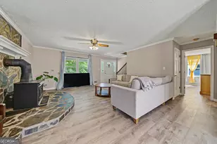 330 Laurelwood Dr, Tyrone, GA 30290 - Photo 7
