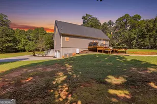 2952 Rock Creek Rd, Toccoa, GA 30577 - Photo 3