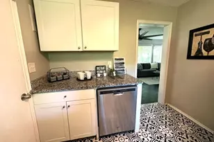 1900 Meadow Ln, Decatur, GA 30032 - Photo 15