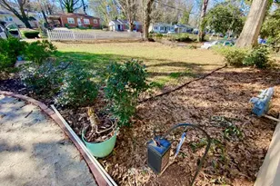 1900 Meadow Ln, Decatur, GA 30032 - Photo 11