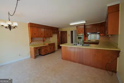 401 North Harris St, Sandersville, GA 31082 - Photo 13