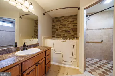 4952 Patton Drive, Valdosta, GA 31605 - Photo 17