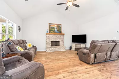 100 Dove Creek Court, Lagrange, GA 30241 - Photo 5
