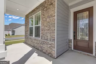 93 Club Cresswind Dr, Newnan, GA 30263 - Photo 5