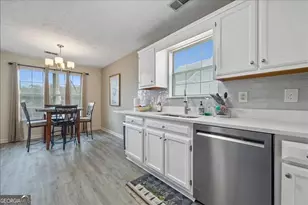 6574 Oak Mill Ct, Morrow, GA 30260 - Photo 3