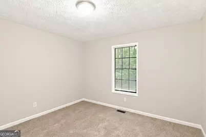 135 N Creek Trail, Jonesboro, GA 30238 - Photo 11