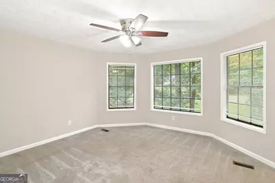 135 N Creek Trail, Jonesboro, GA 30238 - Photo 7