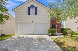 2571 N Hill Pkwy, Riverdale, GA 30296 - Photo 1