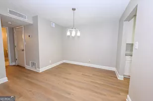 3930 Cedar Cir, Tucker, GA 30084 - Photo 11