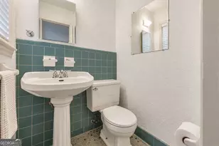 1811 Mural Cir, Morrow, GA 30260 - Photo 11