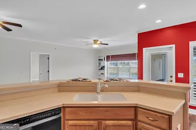 302 S Houston Springs Boulevard, Perry, GA 31069 - Photo 17