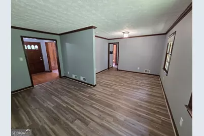 3851 Raiders Ridge Drive, Lithonia, GA 30038 - Photo 9
