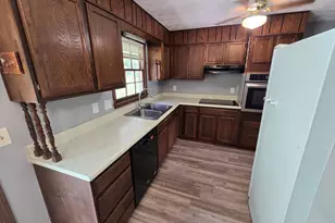 3851 Raiders Ridge Dr, Lithonia, GA 30038 - Photo 7