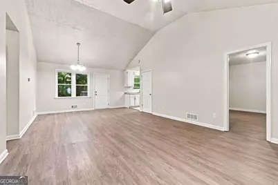 1003 Salisbury Trail, Riverdale, GA 30296 - Photo 7
