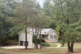 244 Country Club Rd, Newnan, GA 30263 - Photo 3