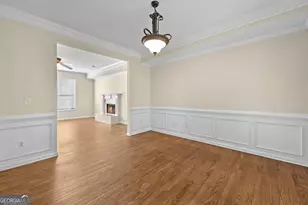 8949 Carroll Manor Dr, Atlanta, GA 30350 - Photo 7