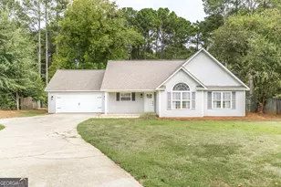 221 Muirfield Ln, Byron, GA 31008 - Photo 1