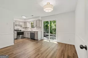 1090 Huntington Trce SE, Smyrna, GA 30082 - Photo 5