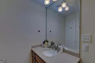 605 Candler St, Gainesville, GA 30501 - Photo 13