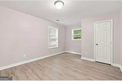84 Holly Road NW, Atlanta, GA 30314 - Photo 9
