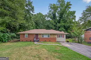 128 Peachtree Cir SE, Marietta, GA 30060 - Photo 1