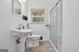 128 Peachtree Cir SE, Marietta, GA 30060 - Photo 11