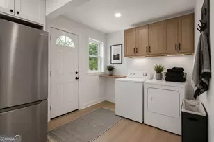 536 Elmwood Rd NW, Atlanta, GA 30318 - Photo 11