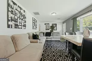 536 Elmwood Rd NW, Atlanta, GA 30318 - Photo 13