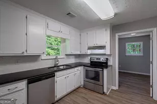 233 Buckhorn Dr, Winder, GA 30680 - Photo 15