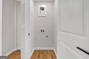1427 Lorenzo Dr SW, Atlanta, GA 30310 - Photo 11