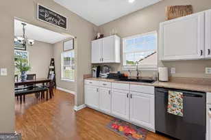 4074 Meadow Cir, Blackshear, GA 31516 - Photo 7