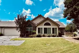 1303 Silver Summit Dr SE, Conyers, GA 30094 - Photo 1