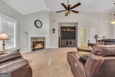 1004 Maddox Court, Griffin, GA 30224 - Photo 9