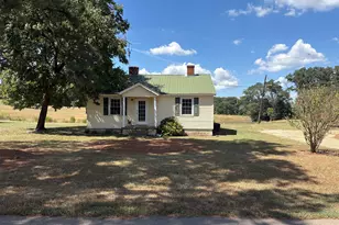 962 Baker's Bridge Rd, Royston, GA 30662 - Photo 1