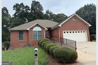 70 Golden Oaks Drive, Hartwell, GA 30643 - Photo 1