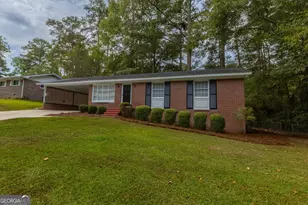 250 Forrest Ave, Fayetteville, GA 30214 - Photo 1