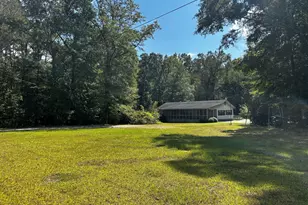208 Crawford Road SE, Milledgeville, GA 31061 - Photo 3